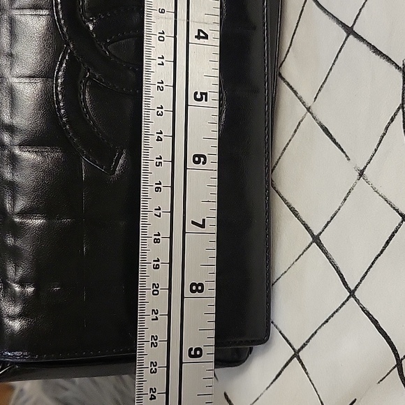 CHANEL choco bar baguette black leather shoulder bag - Picture 12 of 17